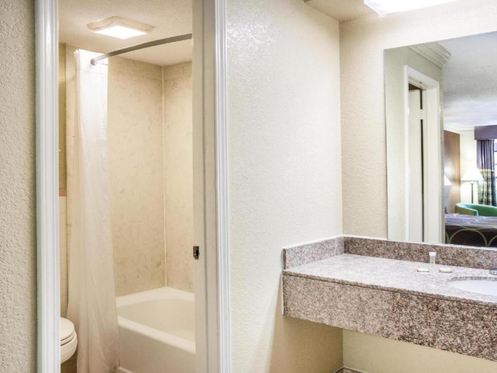 Express Inn Katy Ngoại thất bức ảnh