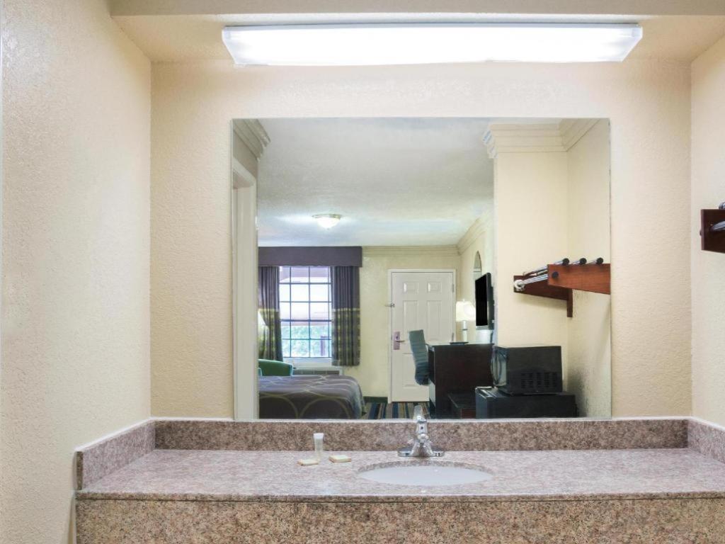 Express Inn Katy Ngoại thất bức ảnh