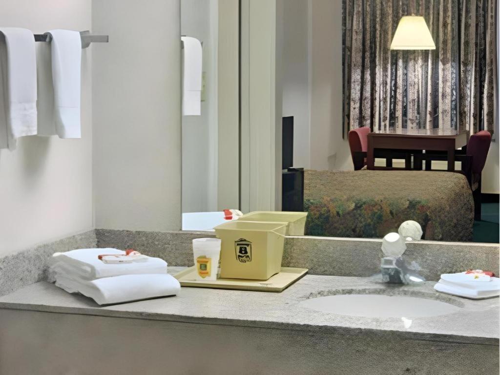 Express Inn Katy Ngoại thất bức ảnh